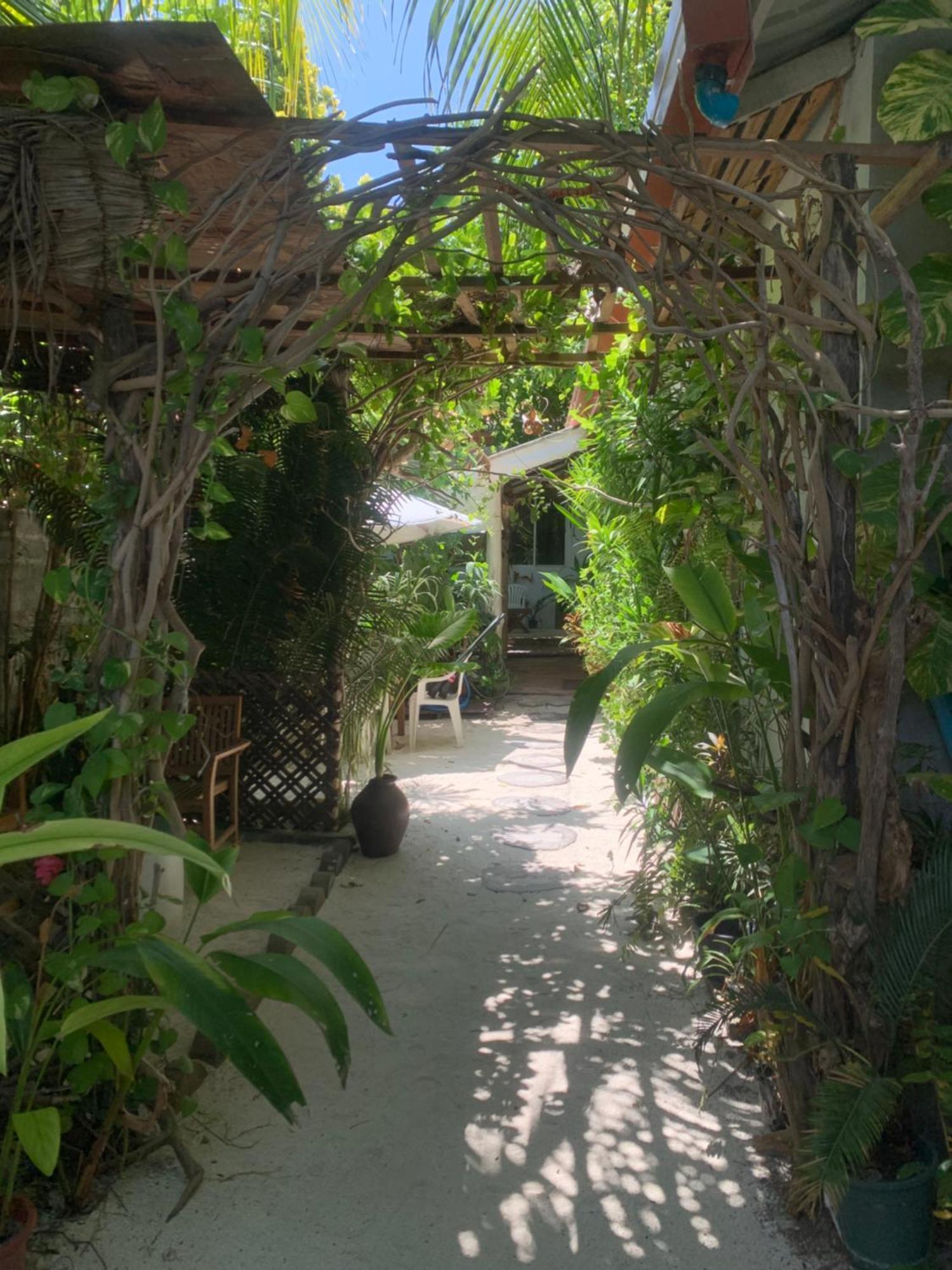 La Luna Boutique Dhangethi Buitenkant foto
